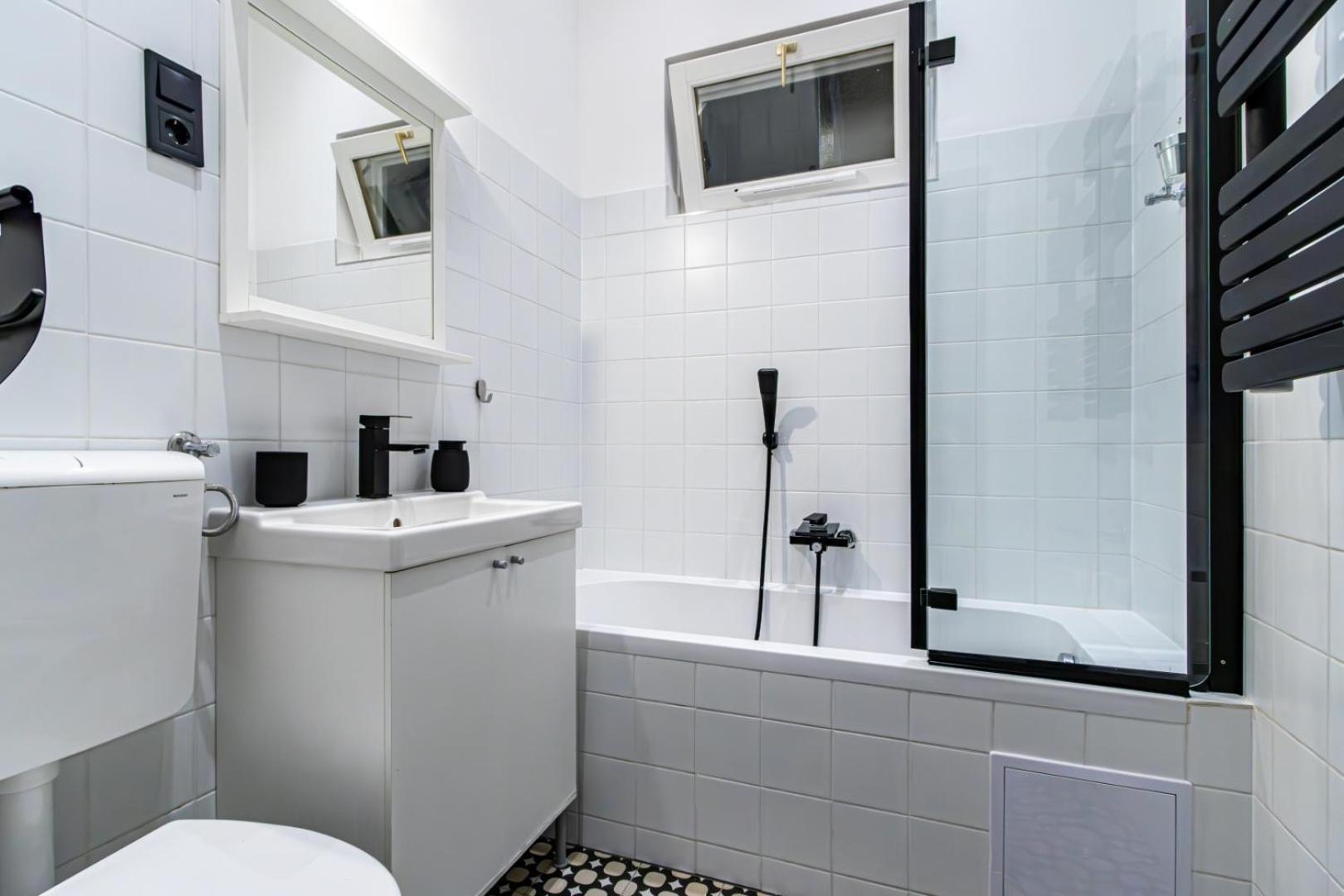 Oasis Apartment On The Broadway With Ac Budapesta Exterior foto